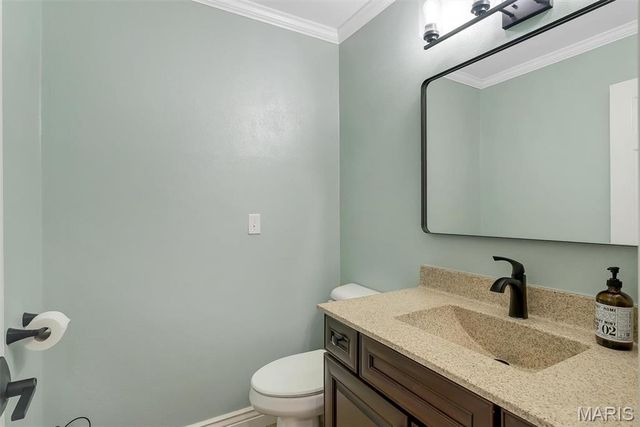 320 Jubaka Drive, Fairview Heights, IL 62208