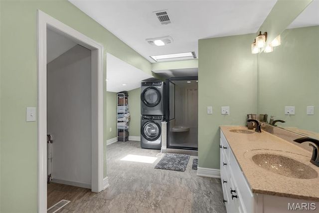 320 Jubaka Drive, Fairview Heights, IL 62208