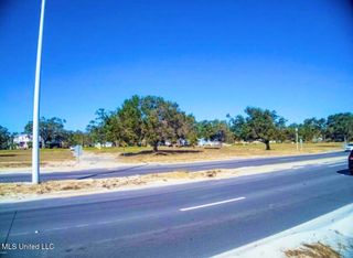 1564 Beach Boulevard, Biloxi, MS 39530