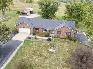 14934 Fairmount Road, Basehor, KS 66007