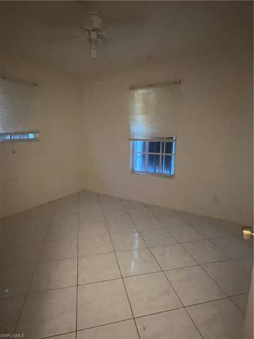 1401 NE 10th ST, Cape Coral, FL 33909