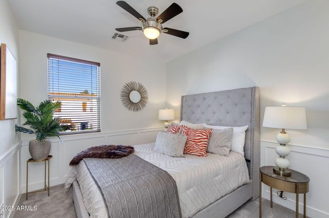 2914 N 48TH Place, Phoenix, AZ 85018