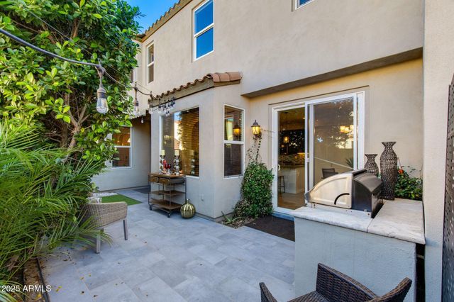 2914 N 48TH Place, Phoenix, AZ 85018