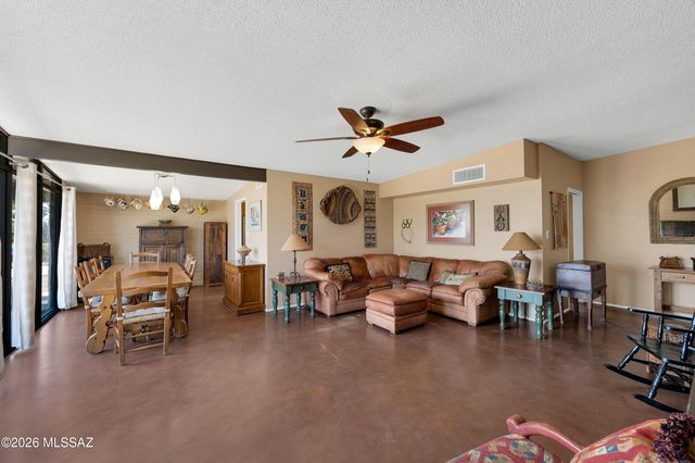 8740 E Dexter Drive, Tucson, AZ 85715