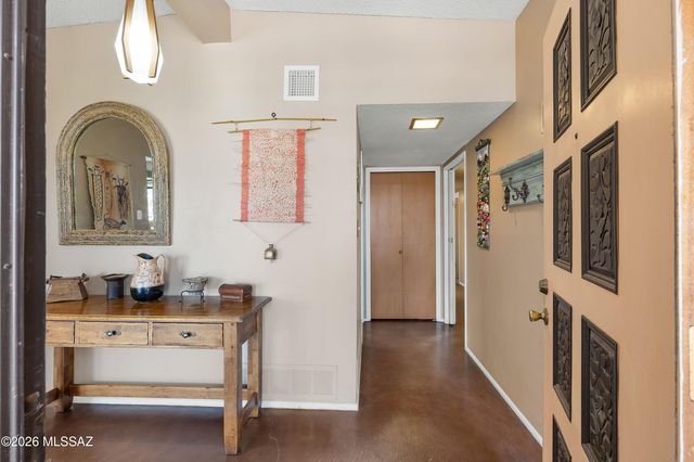 8740 E Dexter Drive, Tucson, AZ 85715