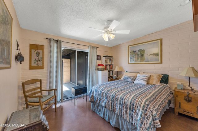 8740 E Dexter Drive, Tucson, AZ 85715