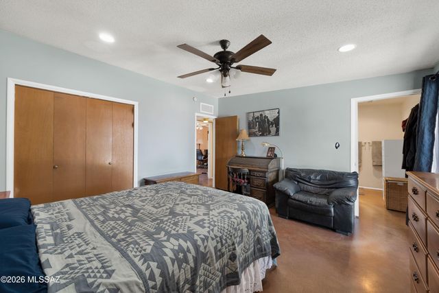 8740 E Dexter Drive, Tucson, AZ 85715