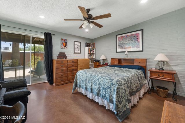 8740 E Dexter Drive, Tucson, AZ 85715