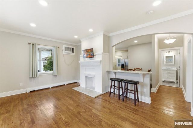 113 Oak Street 1, Ridgewood, NJ 07450