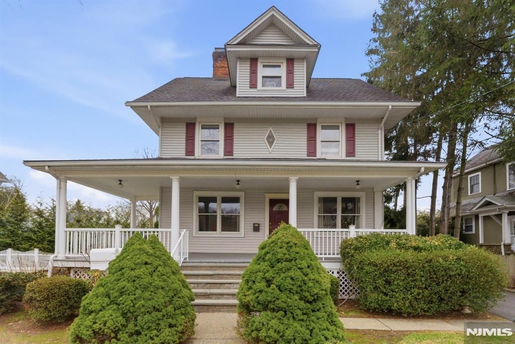 113 Oak Street 1, Ridgewood, NJ 07450