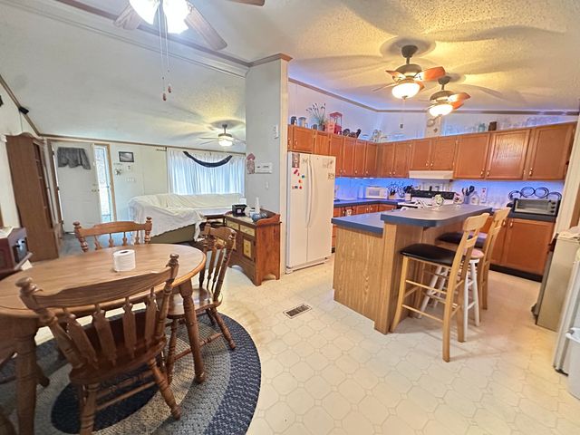 330 Johnson Road, Pikeville, TN 37367