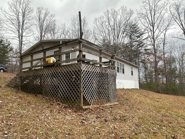 330 Johnson Road, Pikeville, TN 37367