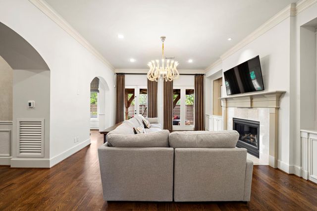 1229 Ripple Creek Drive, Houston, TX 77057