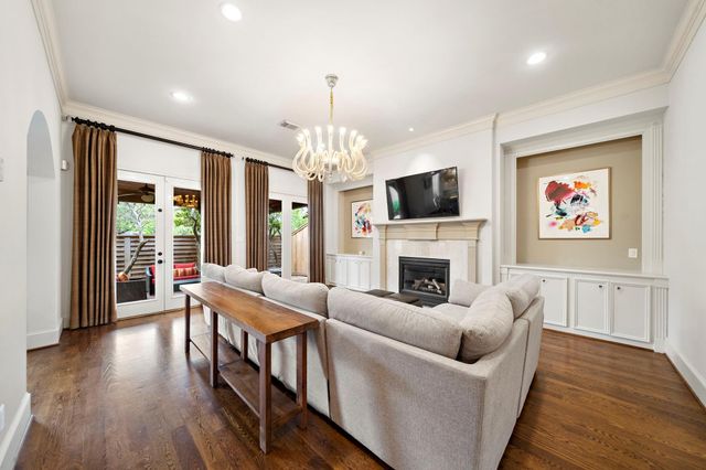 1229 Ripple Creek Drive, Houston, TX 77057
