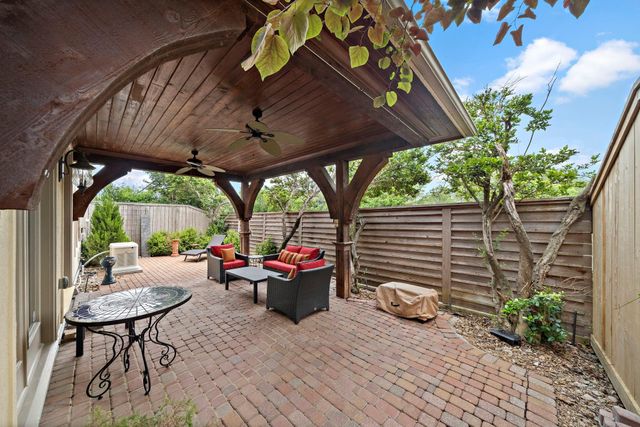 1229 Ripple Creek Drive, Houston, TX 77057