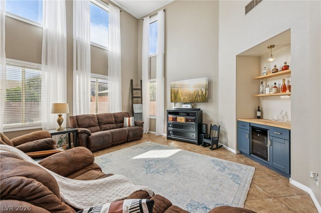 1921 Gentle Bluff Court, North Las Vegas, NV 89084