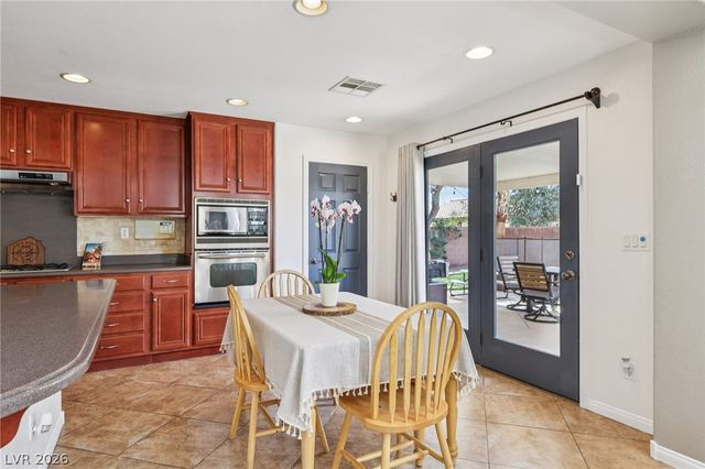 1921 Gentle Bluff Court, North Las Vegas, NV 89084