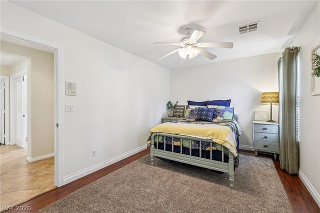 1921 Gentle Bluff Court, North Las Vegas, NV 89084