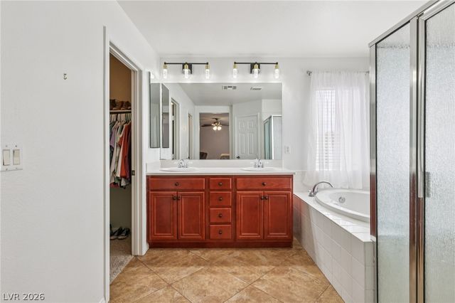 1921 Gentle Bluff Court, North Las Vegas, NV 89084