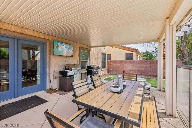 1921 Gentle Bluff Court, North Las Vegas, NV 89084