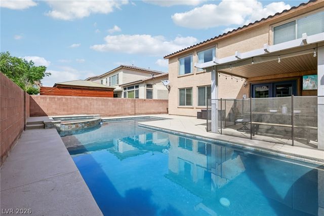 1921 Gentle Bluff Court, North Las Vegas, NV 89084