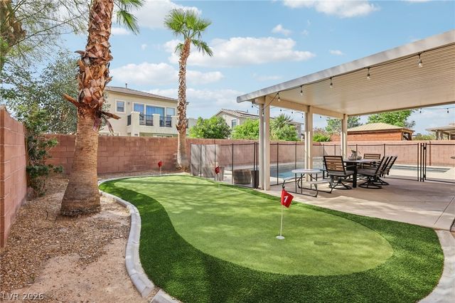 1921 Gentle Bluff Court, North Las Vegas, NV 89084