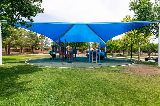 1921 Gentle Bluff Court, North Las Vegas, NV 89084