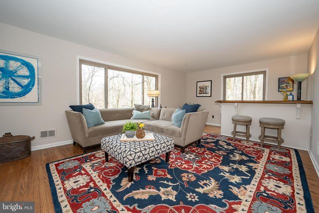 524 PUGH RD, Wayne, PA 19087