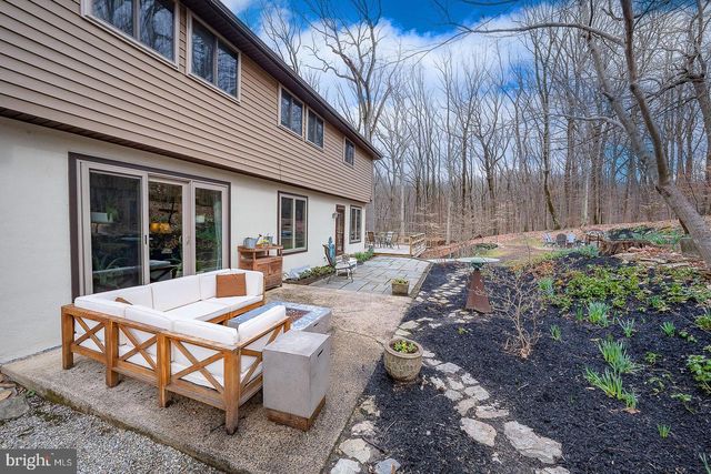 524 PUGH RD, Wayne, PA 19087
