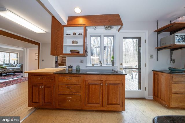 524 PUGH RD, Wayne, PA 19087