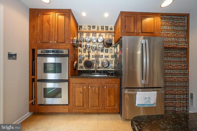 524 PUGH RD, Wayne, PA 19087