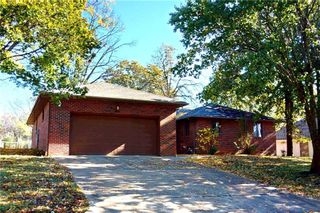 802 S Timberbrook Drive, Nevada, MO 64772