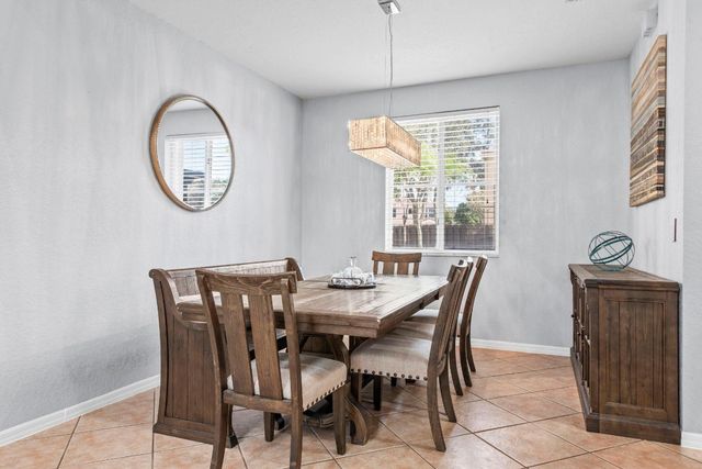 1422 SW 106th Way, Davie, FL 33324