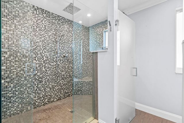 1422 SW 106th Way, Davie, FL 33324