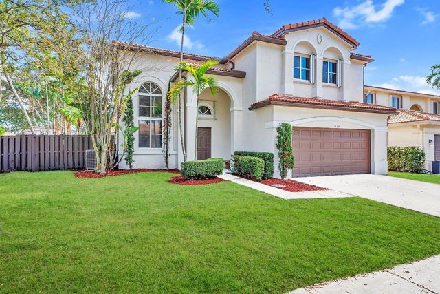 1422 SW 106th Way, Davie, FL 33324