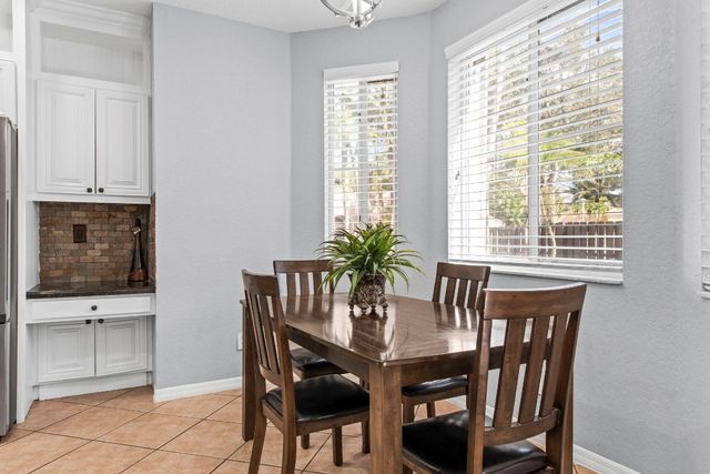 1422 SW 106th Way, Davie, FL 33324