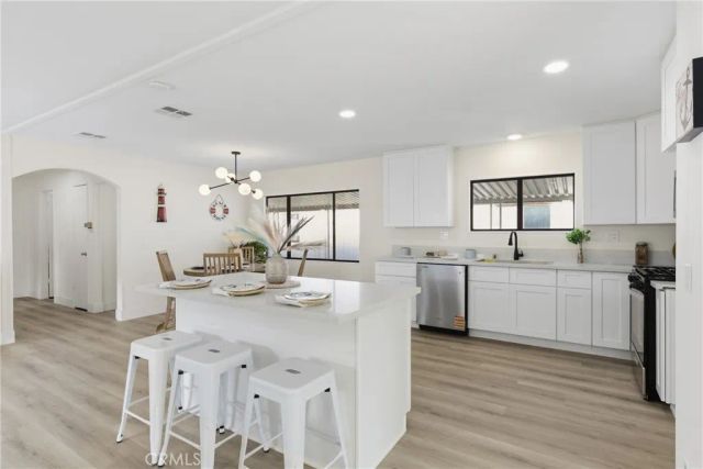 300 N Rampart 152, Orange, CA 92868