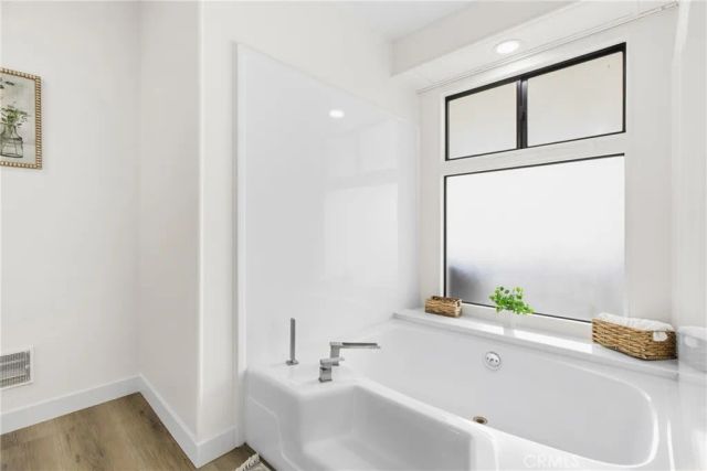 300 N Rampart 152, Orange, CA 92868