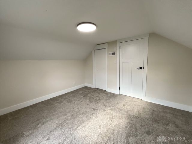 123 Chestnut Street, Englewood, OH 45322
