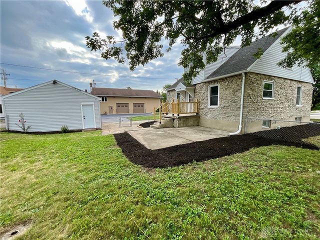 123 Chestnut Street, Englewood, OH 45322