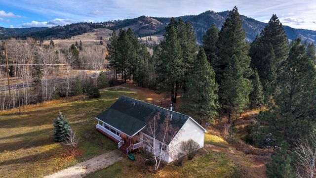 2377 Us Highway 93 S, Hamilton, MT 59840