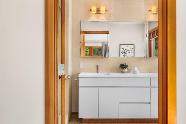 1095 Wilderfield, Los Gatos, CA 95033