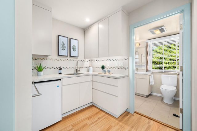 1095 Wilderfield, Los Gatos, CA 95033
