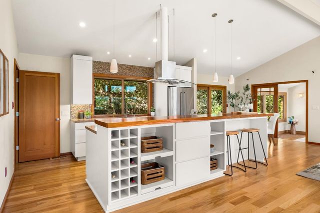 1095 Wilderfield, Los Gatos, CA 95033