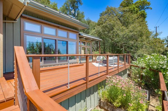 1095 Wilderfield, Los Gatos, CA 95033