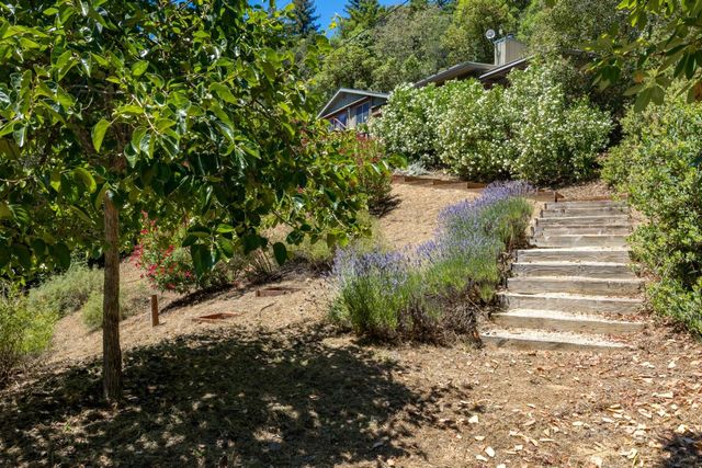 1095 Wilderfield, Los Gatos, CA 95033