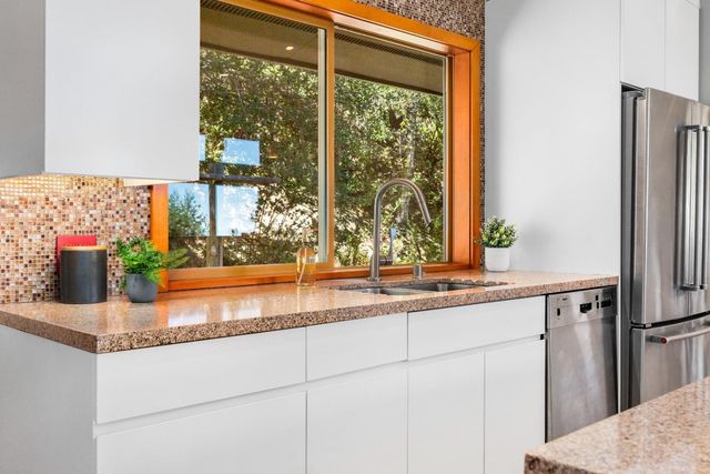 1095 Wilderfield, Los Gatos, CA 95033