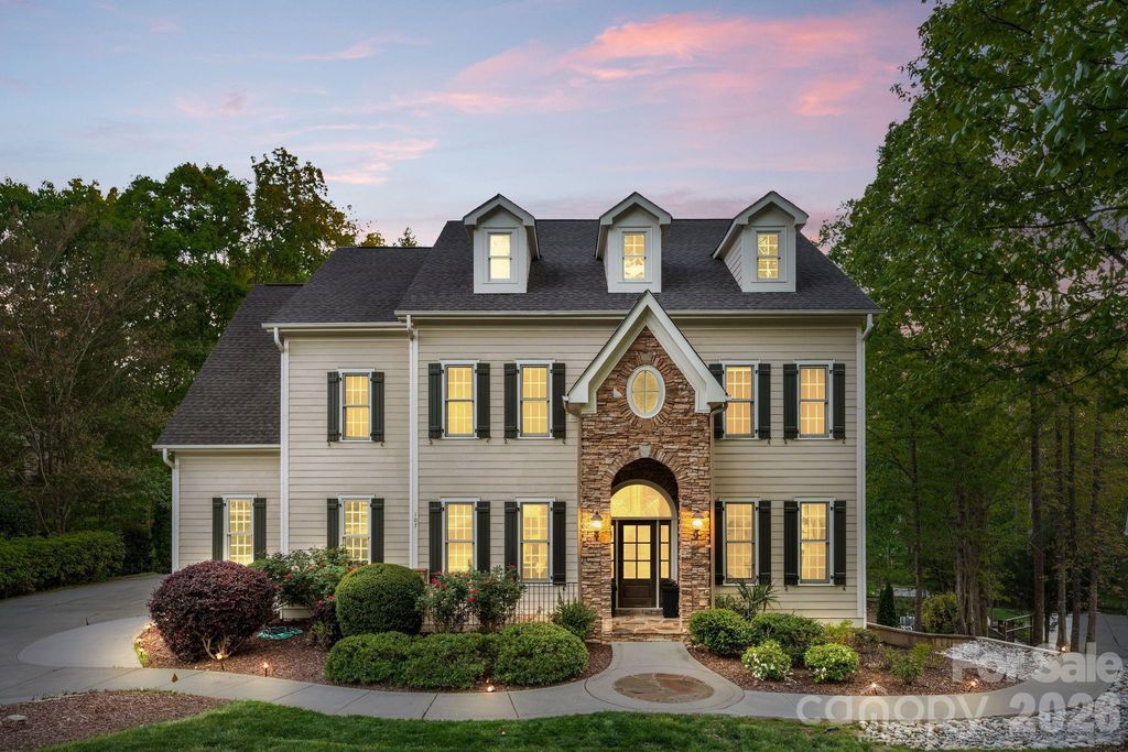 107 Mcauley Court, Mooresville, NC 28117