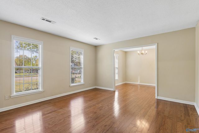 2511 Galahad Drive SE, Huntsville, AL 35803