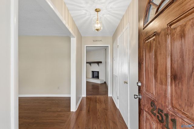 2511 Galahad Drive SE, Huntsville, AL 35803